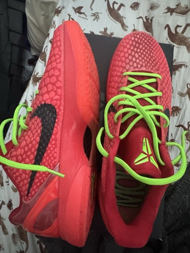 Kobe reverse grinch - kobe,