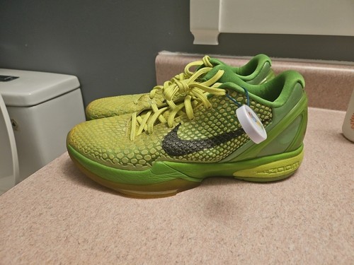 Kobe grinch 2010 size mens - 6,